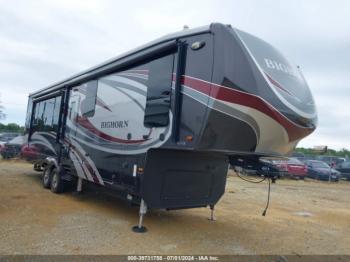  Salvage Big Horn 5th Wheel