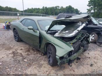  Salvage Dodge Challenger