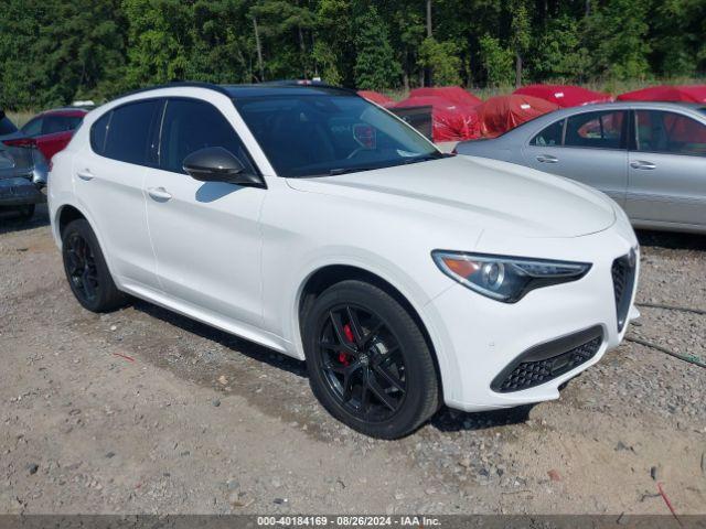  Salvage Alfa Romeo Stelvio