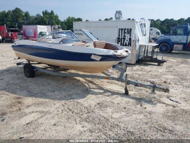  Salvage Bayliner 17ft Boat & Trailer