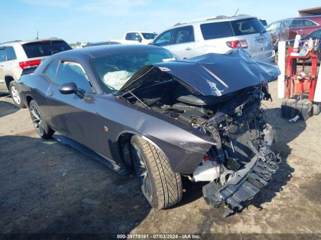  Salvage Dodge Challenger