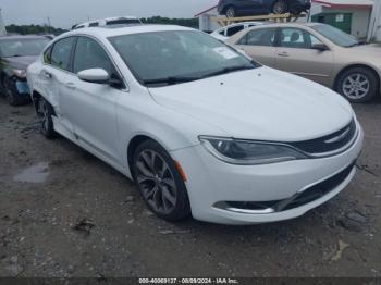  Salvage Chrysler 200