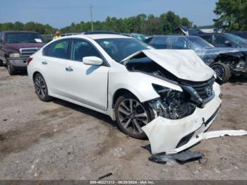  Salvage Nissan Altima