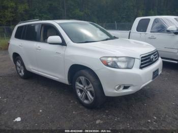  Salvage Toyota Highlander