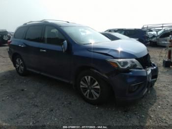  Salvage Nissan Pathfinder