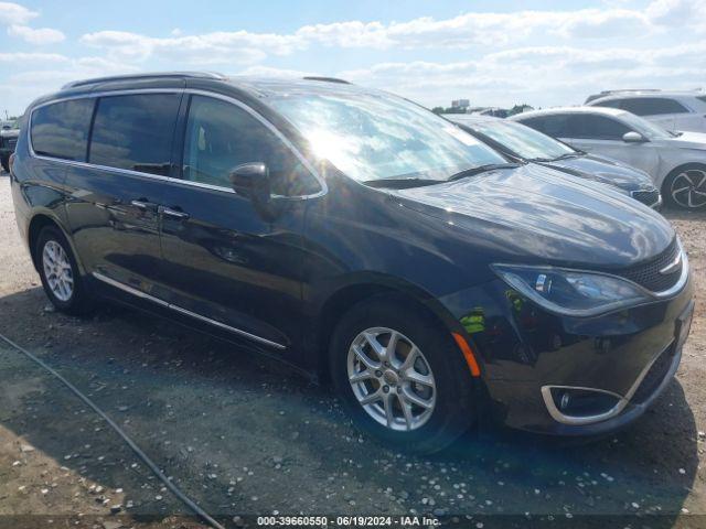  Salvage Chrysler Pacifica