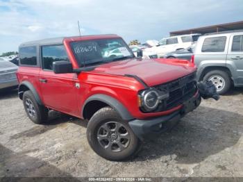  Salvage Ford Bronco