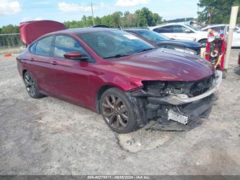  Salvage Chrysler 200