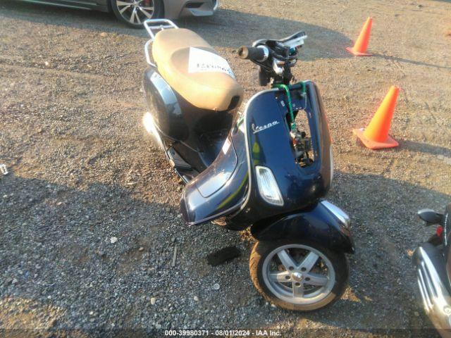  Salvage Vespa Lx