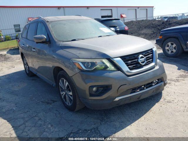  Salvage Nissan Pathfinder