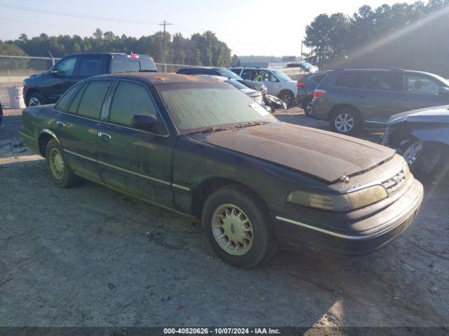  Salvage Ford Crown Victoria