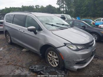  Salvage Chrysler Voyager