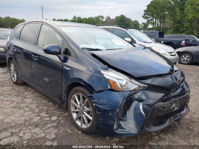  Salvage Toyota Prius v