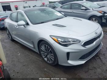  Salvage Kia Stinger