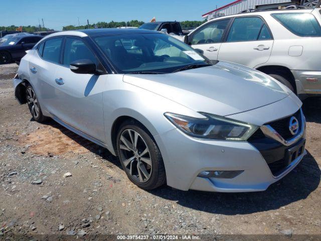  Salvage Nissan Maxima