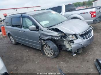  Salvage Chrysler Town & Country