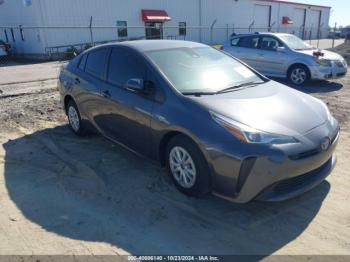  Salvage Toyota Prius