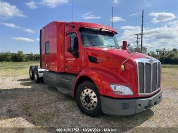  Salvage Peterbilt 579