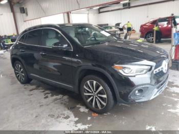  Salvage Mercedes-Benz GLA