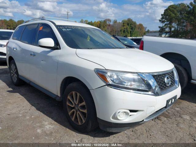  Salvage Nissan Pathfinder