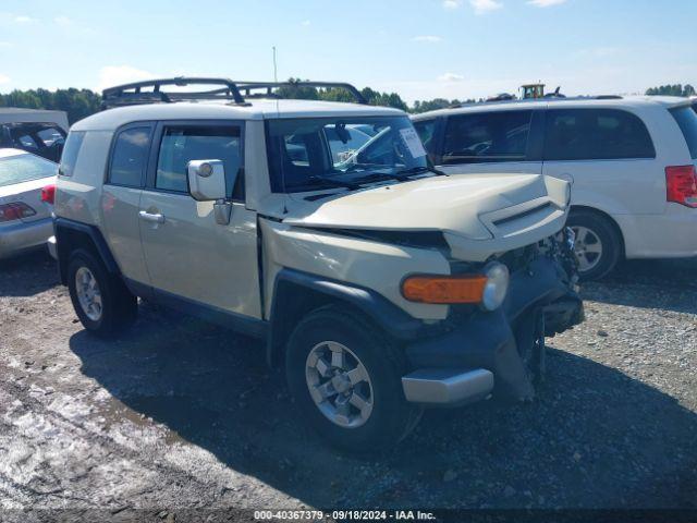  Salvage Toyota FJ Cruiser