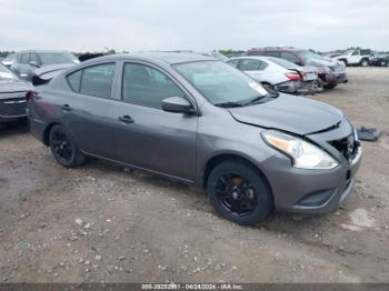  Salvage Nissan Versa