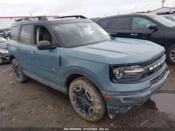  Salvage Ford Bronco