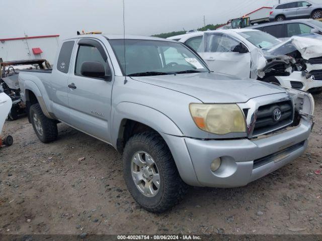  Salvage Toyota Tacoma