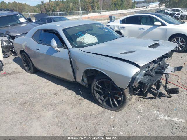  Salvage Dodge Challenger