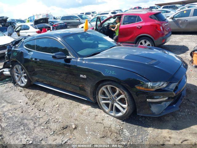  Salvage Ford Mustang