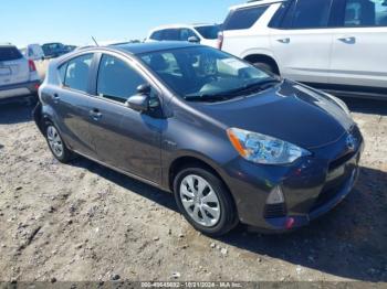  Salvage Toyota Prius c