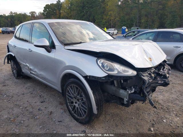  Salvage Porsche Cayenne