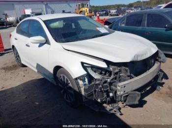  Salvage Nissan Altima