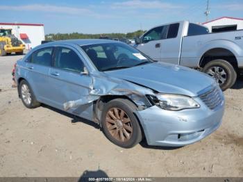  Salvage Chrysler 200