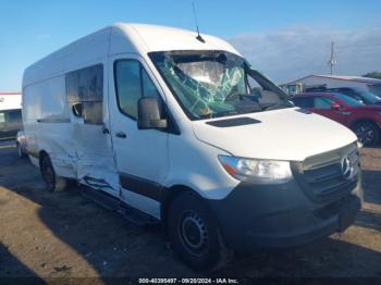  Salvage Mercedes-Benz Sprinter 2500