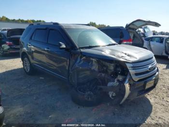  Salvage Ford Explorer