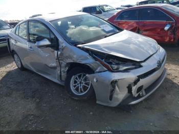  Salvage Toyota Prius