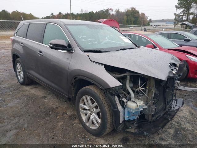  Salvage Toyota Highlander