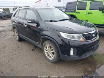  Salvage Kia Sorento