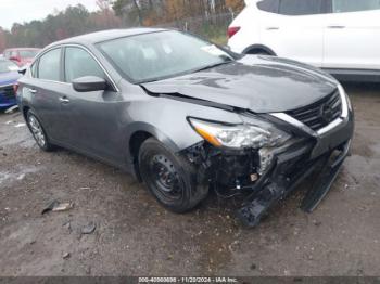  Salvage Nissan Altima