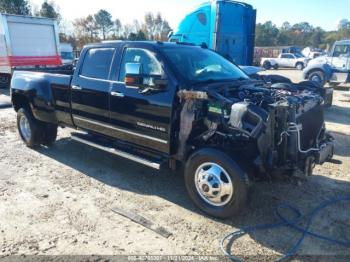  Salvage General Motors Sierra 3500HD