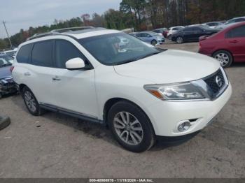  Salvage Nissan Pathfinder