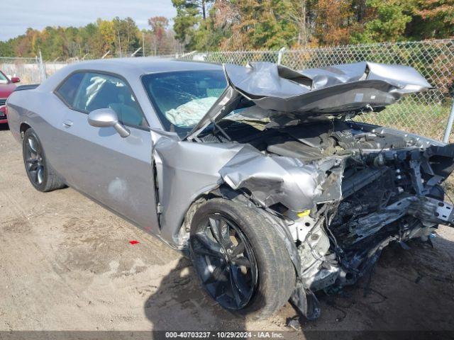  Salvage Dodge Challenger