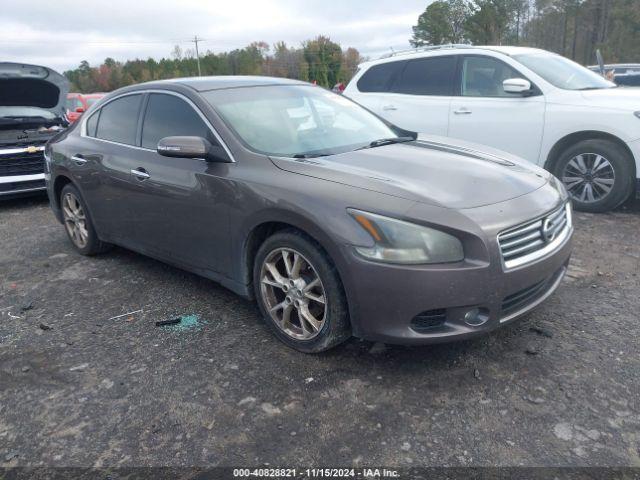  Salvage Nissan Maxima