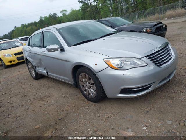  Salvage Chrysler 200