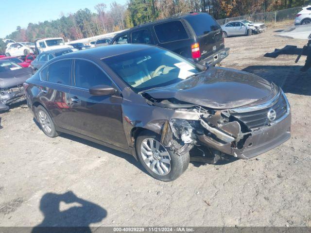  Salvage Nissan Altima