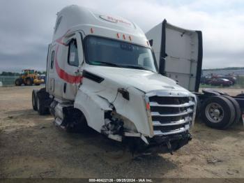  Salvage Freightliner New Cascadia 126