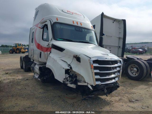  Salvage Freightliner New Cascadia 126