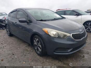  Salvage Kia Forte