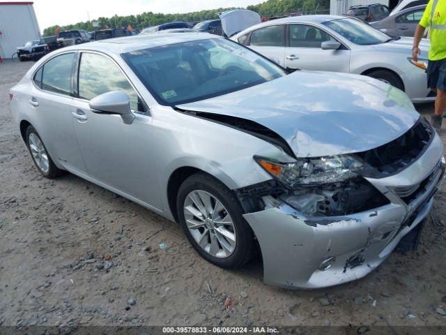  Salvage Lexus Es